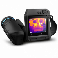 FLIR T530 - тепловизор фото